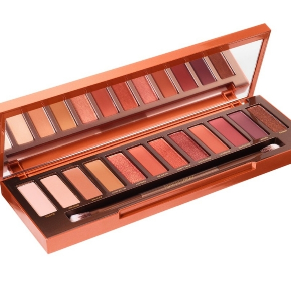 Urban Decay Naked Heat Eyeshadow Palette - Picture 3 of 3